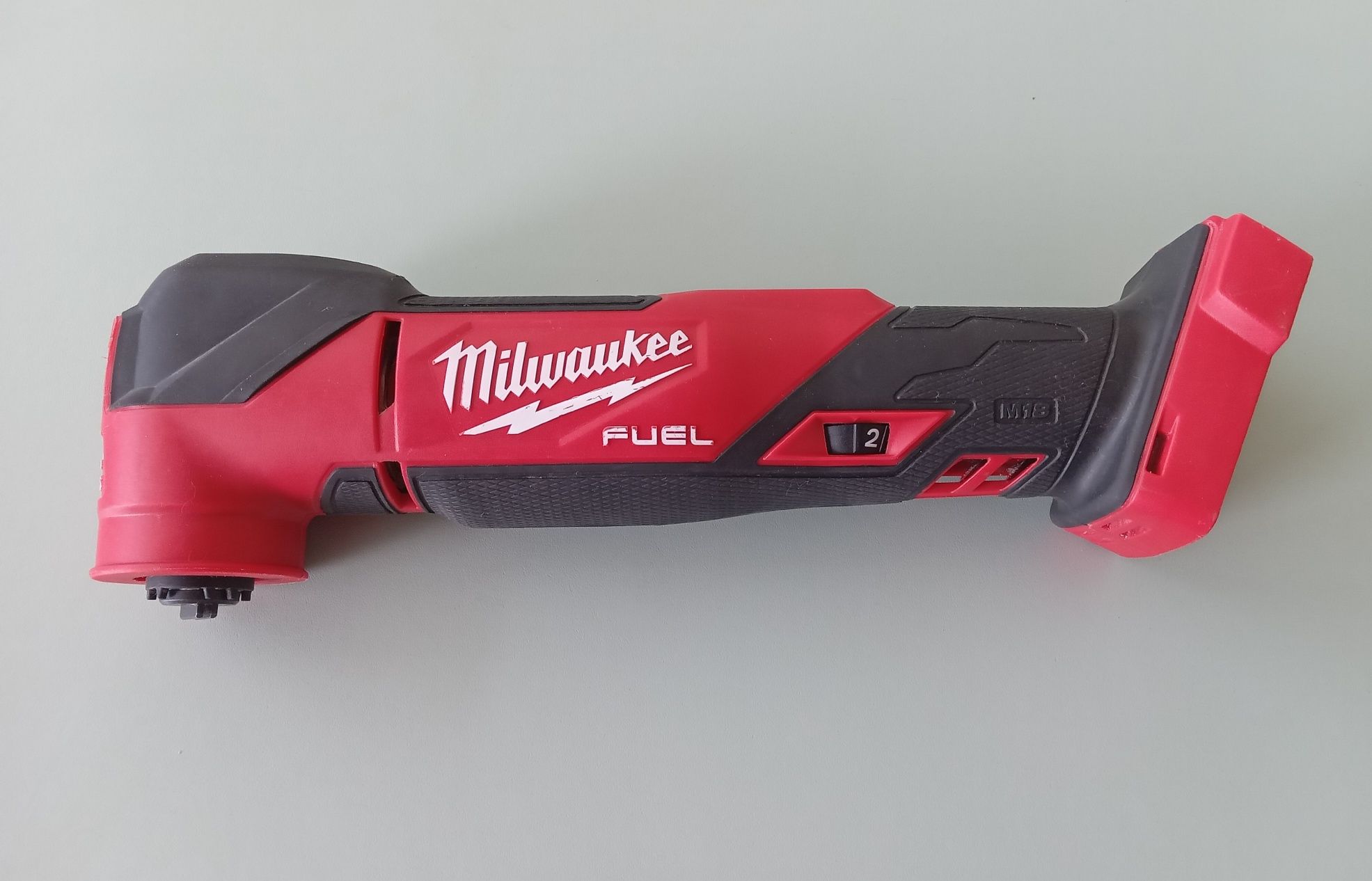 Мултитул на MILWAUKEE M18 FMT,без батерия