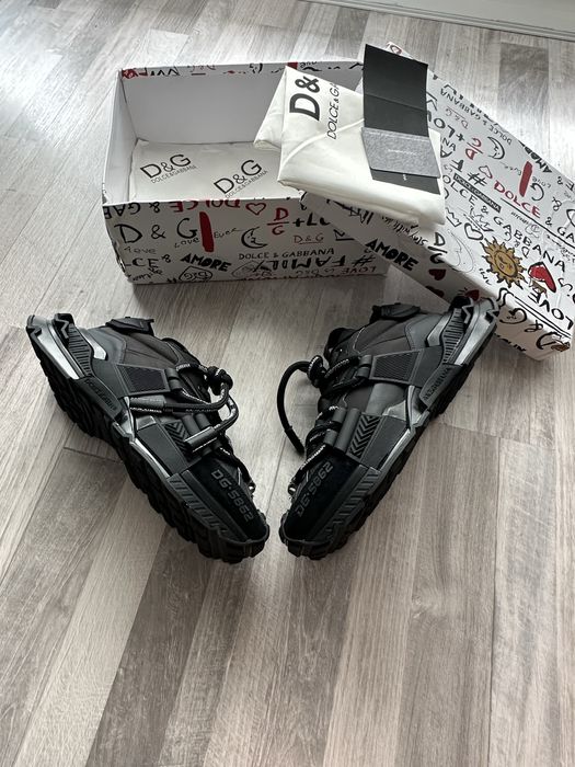 Adidasi Dolce Gabbana Space 2025