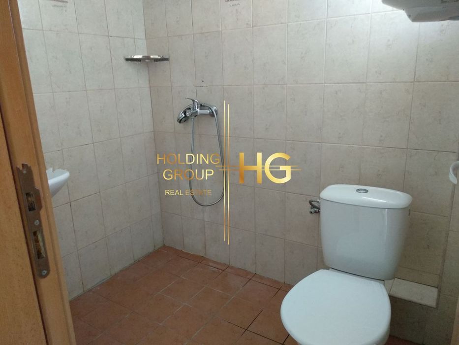 Продава се Тристаен апартамент в Варна, Окръжна болница - 132 кв.м за 1660 €/кв.м - Снимка #3