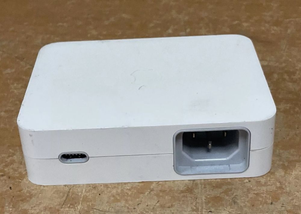 Apple Display Cinema 65W