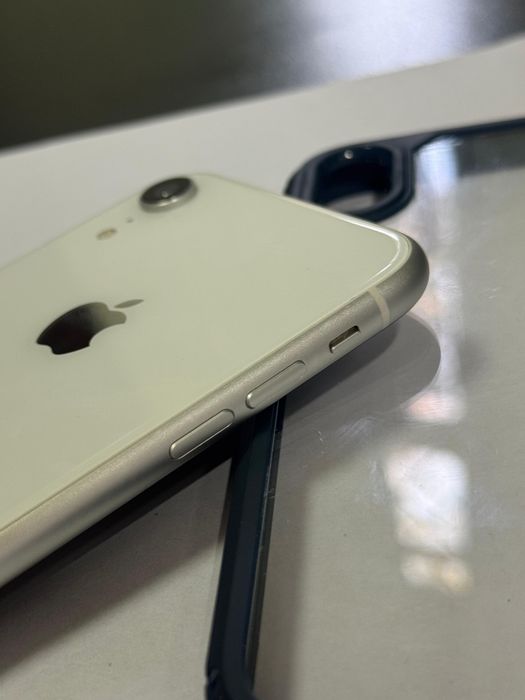 iPhone XR 128 Гб