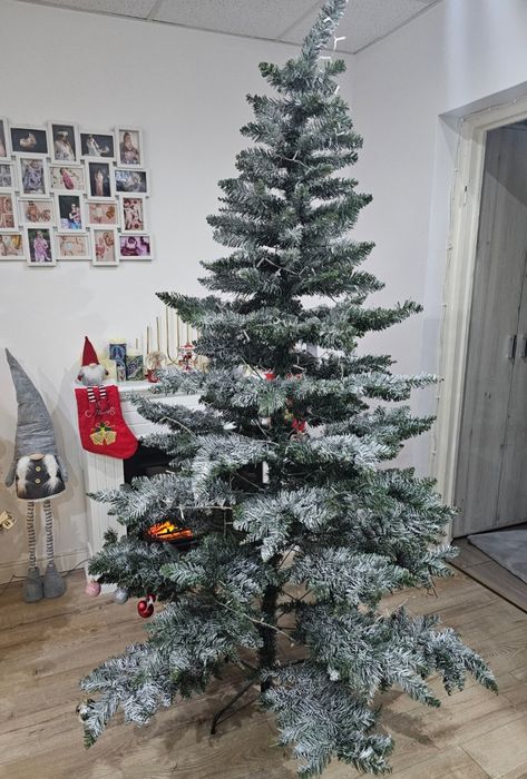 Brad artificial de Craciun 2,10m