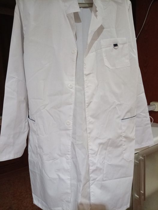 Новый медицинский мужской халат