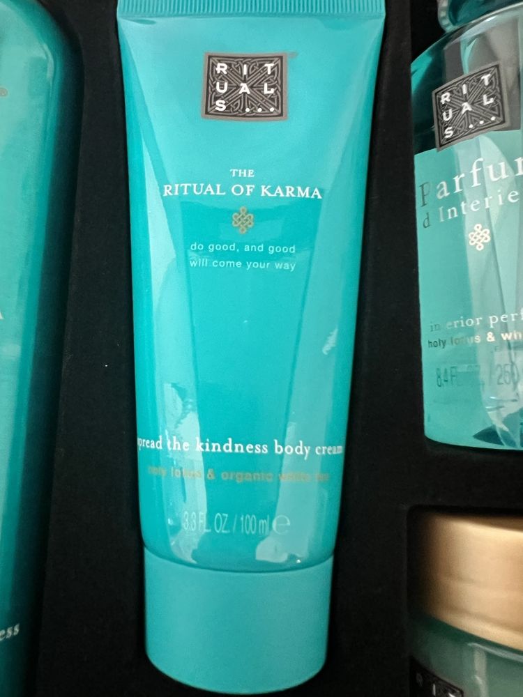 Rituals of Karma set de corp crema