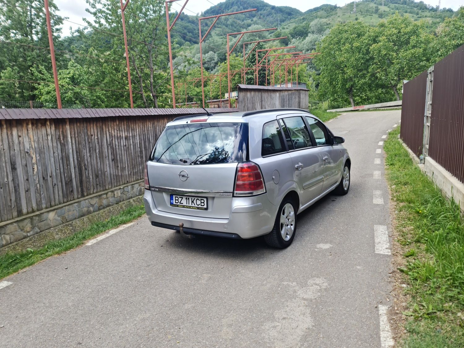 Vând Opel Zafira 7 locuri cutie automată