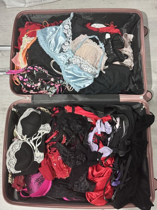 Lot lenjerie intima 50 de bucati