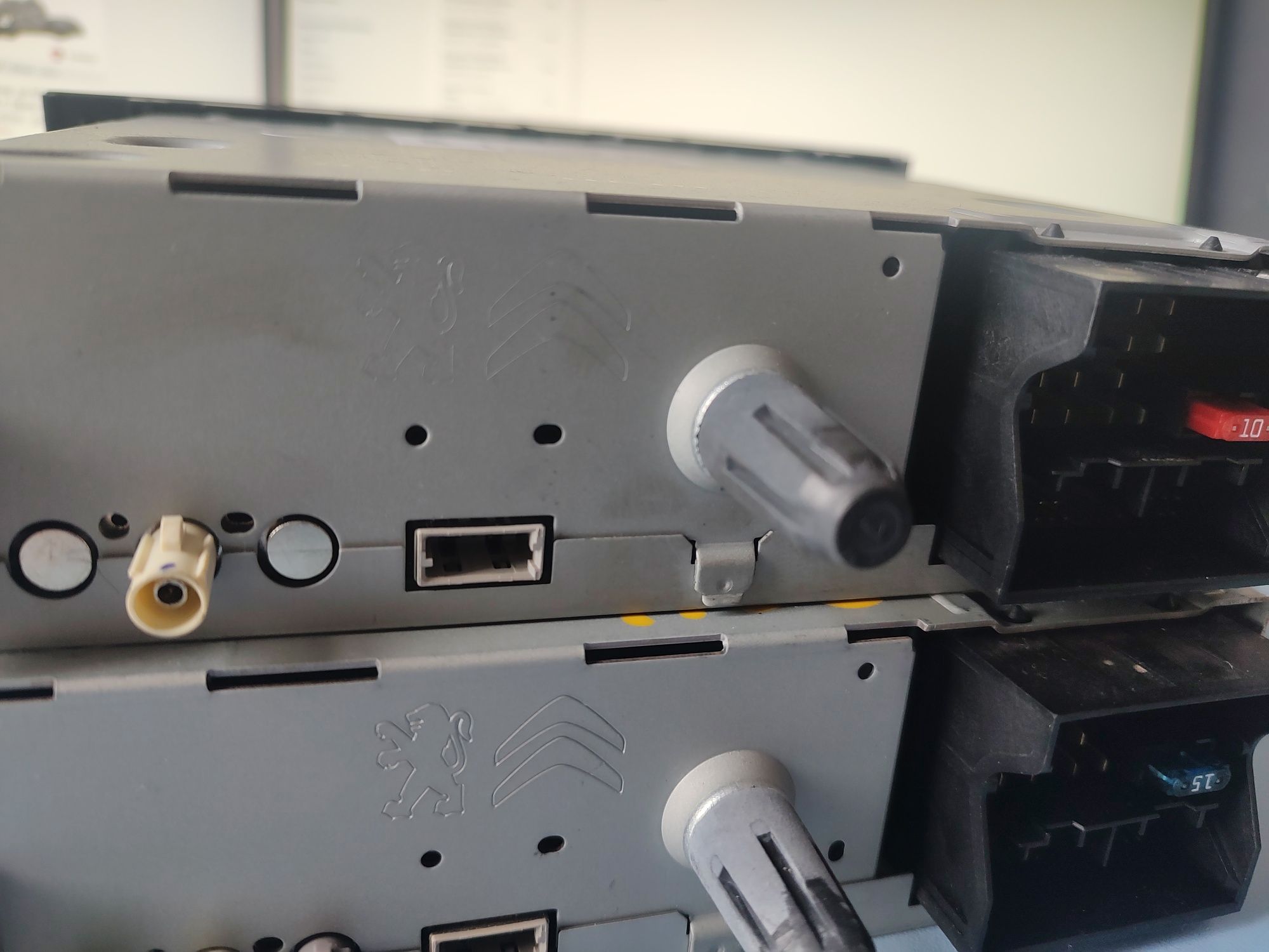 Продавам радио за Пежо/Ситроен RD45 USB, RT3 радио, Bluetooth