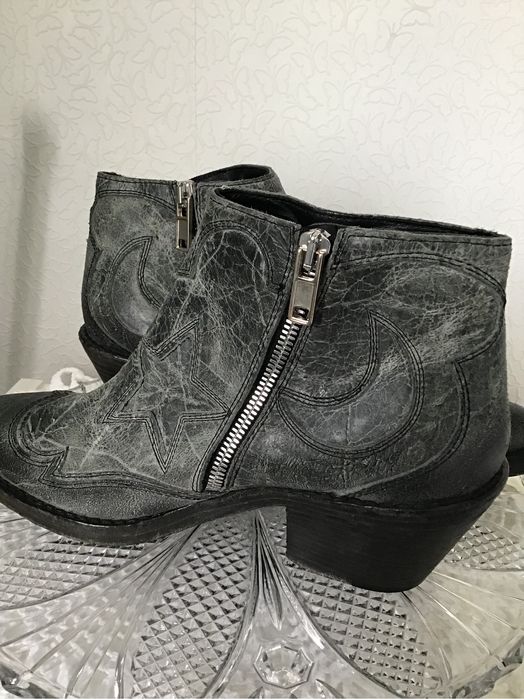 Сиви маркови боти ест.кожа 36 MCQ