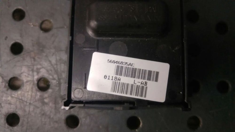 Comenzi volan dodge journey 56046035ac