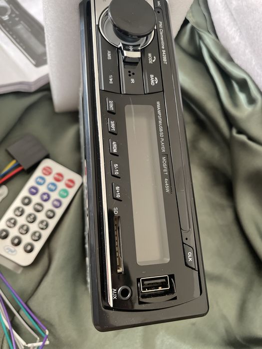 Radio auto Clementine 9428BT-MO3 player cu bluetooth,USB,SF,AUX,4x45w