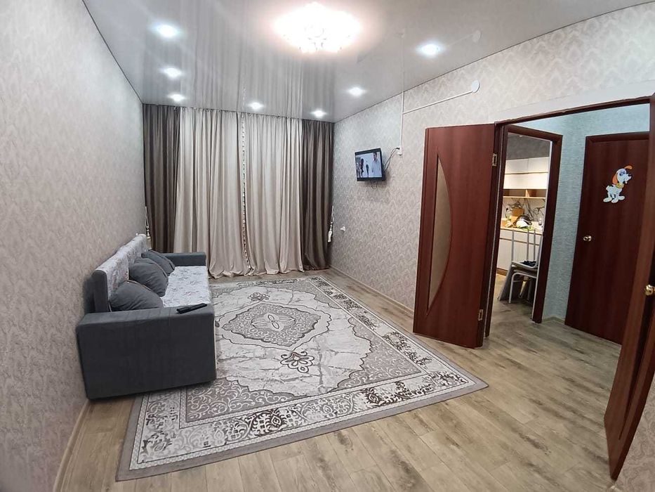 Сдаётся в аренду на долги срок 1 ком-ая квартира в 10 мкр.