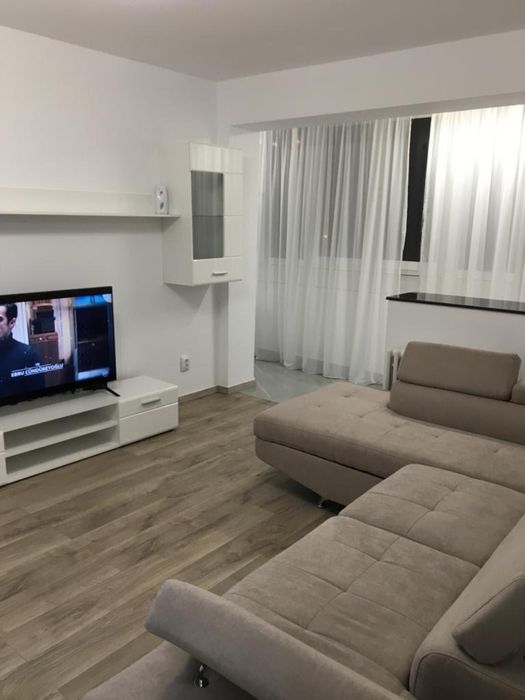 Proprietar Piata Victoriei inchiriez ap 2 camere