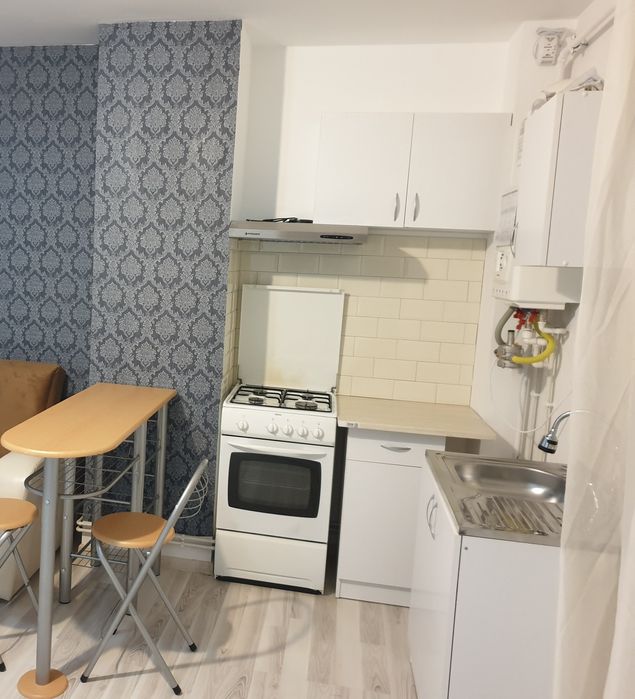 Garsoniera de vânzare vizavi Promenada  Mall