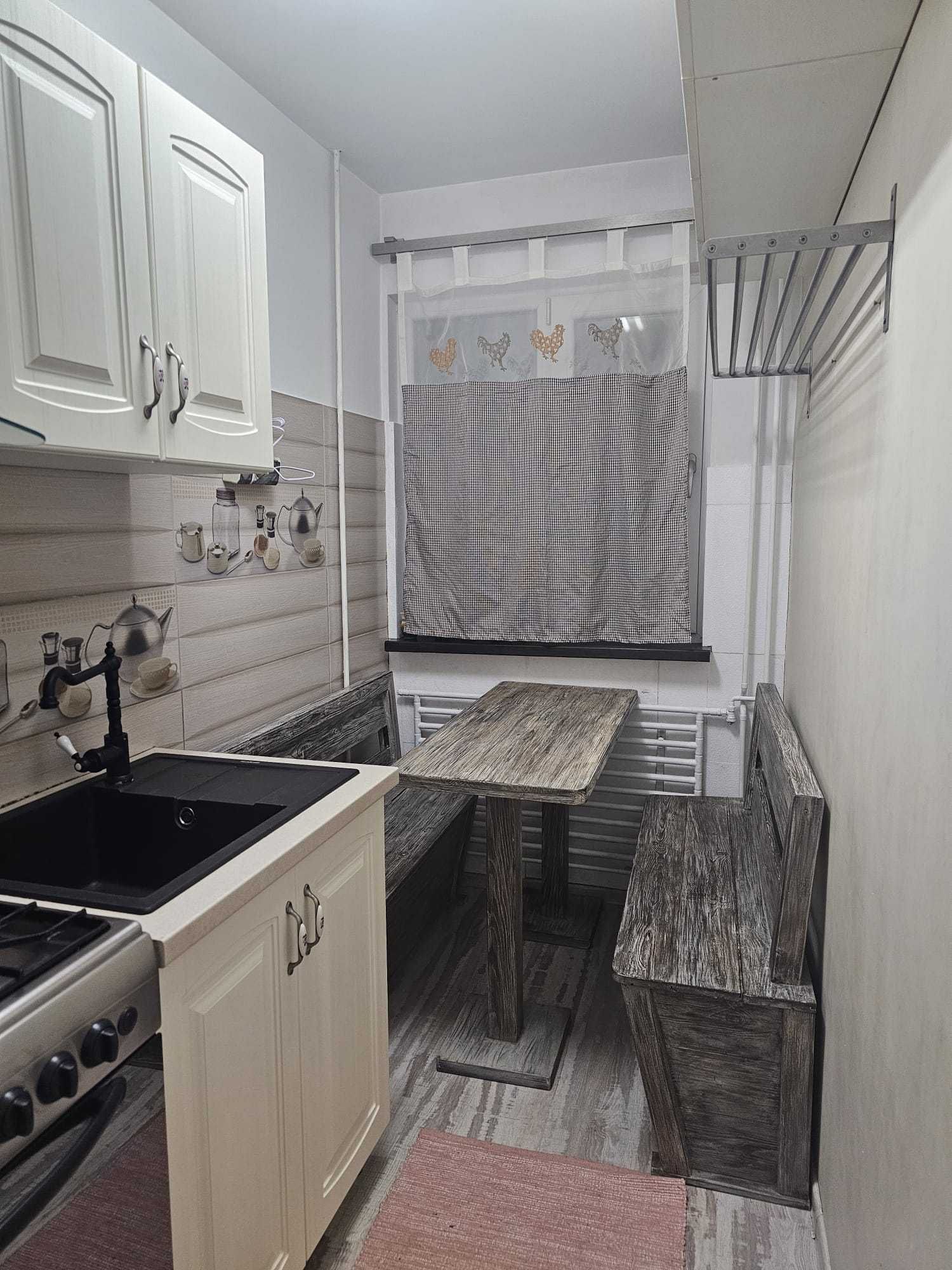 Cazare apartament 3 camere in regim hotelier