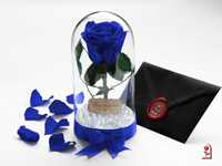 Синя Вечна Роза в Стъкленица / Подарък за Приятелка / Естествена Роза