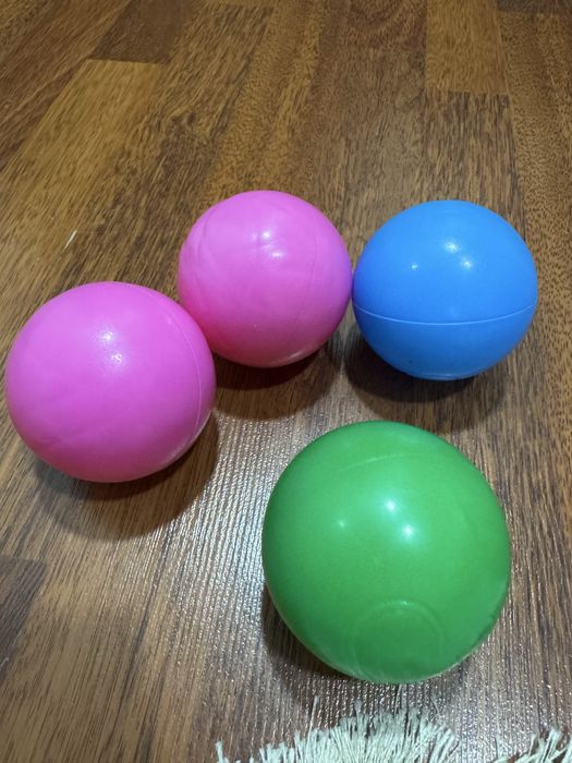 Продам мячики для сухого бассейна