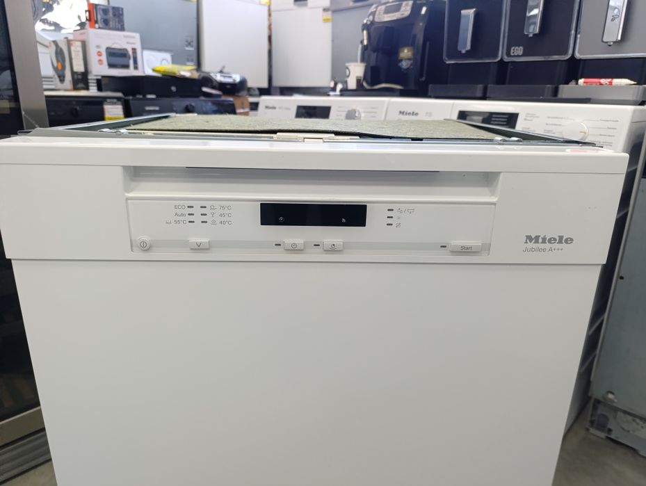 Съдомиялна машина Miele Jubilee A+++