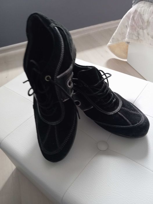 Много удобни обувки номер 39