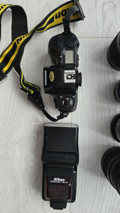 Aparat foto Nikon F-801