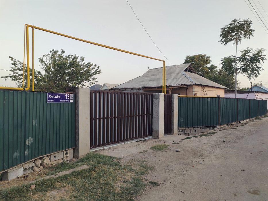 Үи сатылады. Асық ата Мелдеби көшесі 13үи