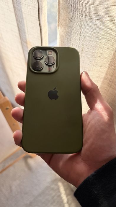 Iphone 13 pro green