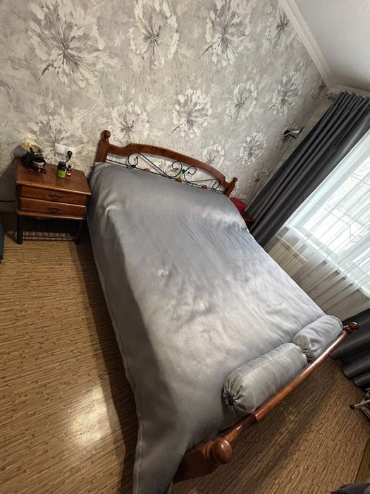 Продам полный комплект спального гарнитура