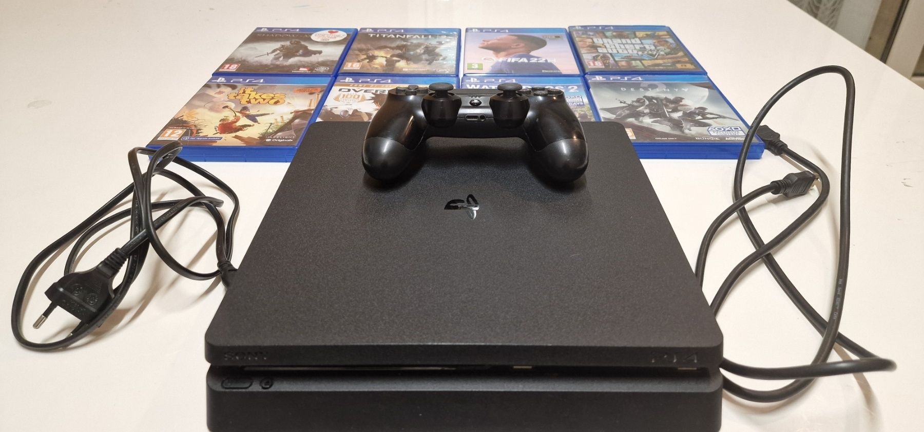 Playstation 4 slim