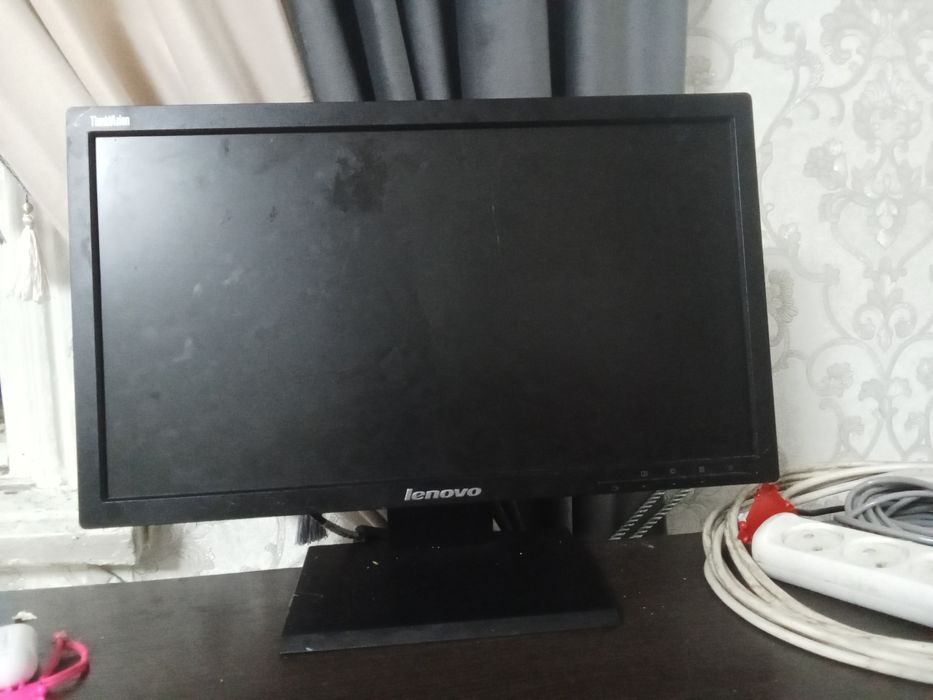 Монитор компьютерный