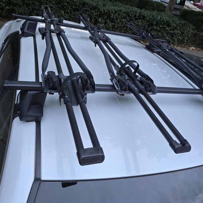 Set bare thule si suport bicicleta Thule Toyota Camry