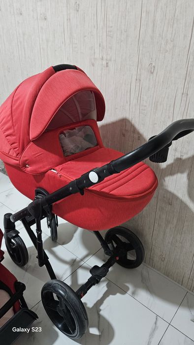 Детская коляска.