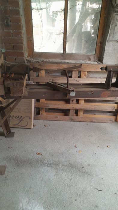 Strung lemn integrált sau in buc