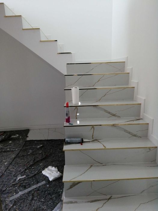 Amenajări interioare, zugrăvit, gresie, faianță parchet, gips carton