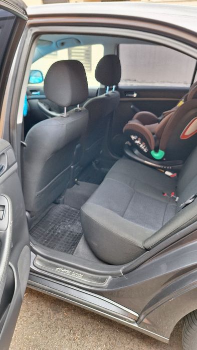 Toyota Avensis T25 2007