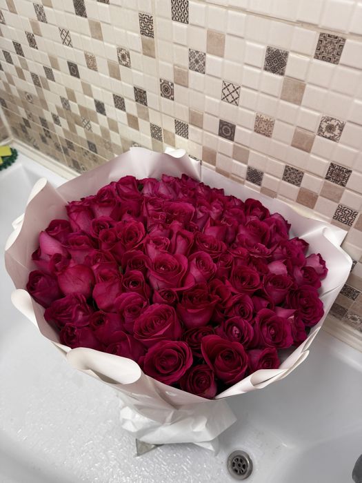 продам цветы свежие нежные ароматные в красивом упокавке