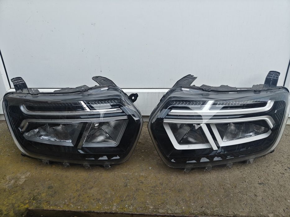 Far Duster stanga dreapta led