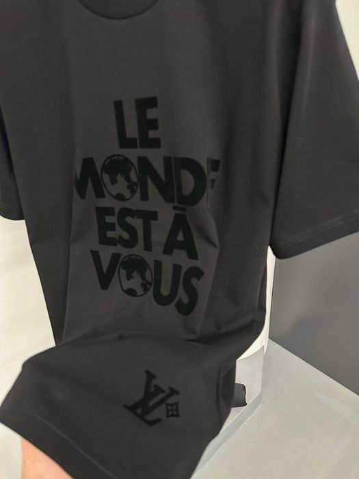 Мъжки тениски различни модели