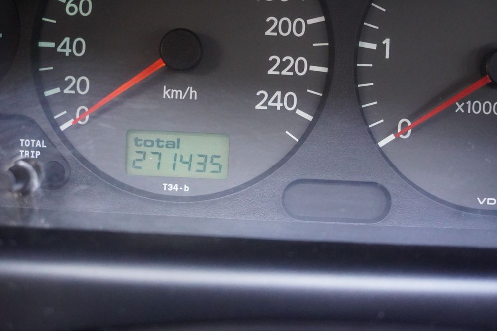 Toyota avensis t22 D4D