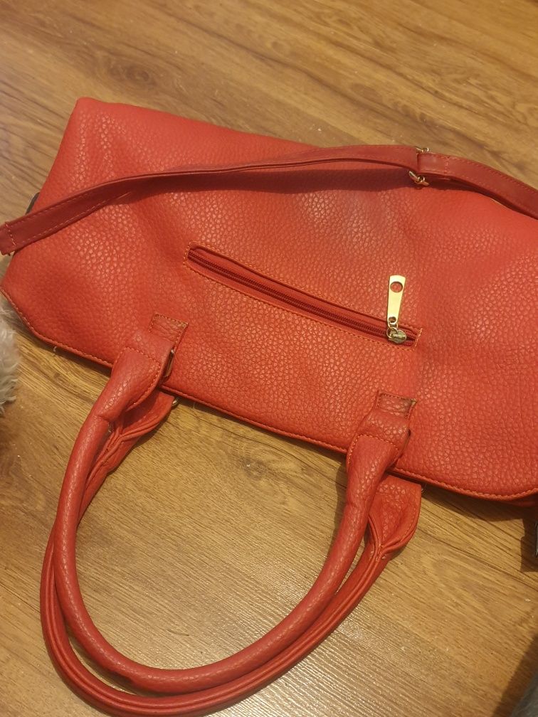 Кожени  чанти D&G и MK