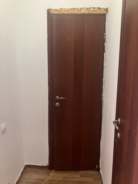 Отдам двери бесплатно