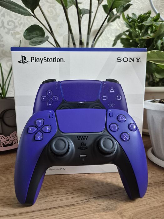 Продам Dualsense для PS5 в идеальном состоянии.