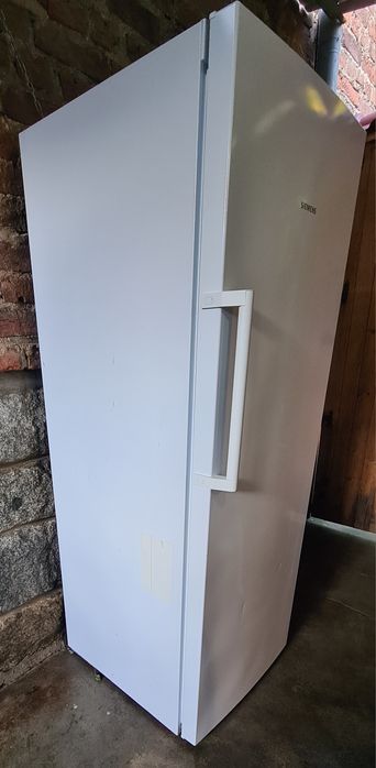 iQ300 Свободно стоящ вертикален фризер GS29NGW30/02 NoFrost A++