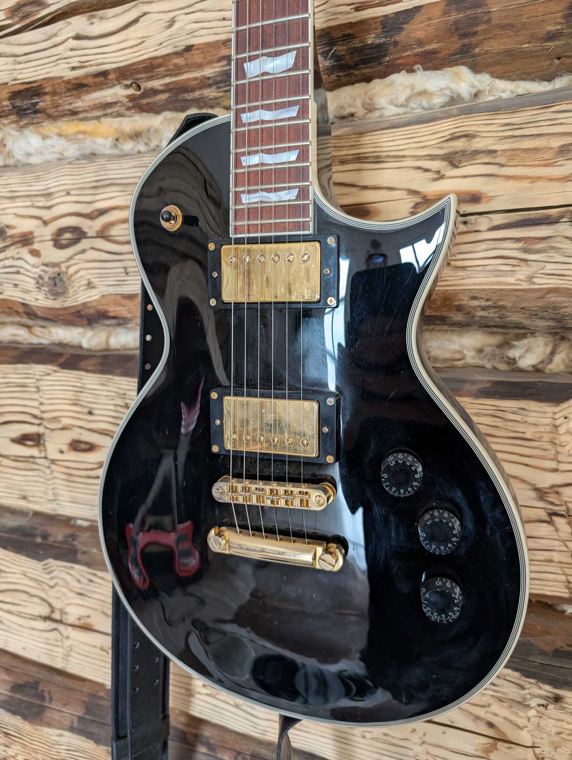 Pachet chitara electrica ESP LTD EC-256 BLK + pedala Mooer