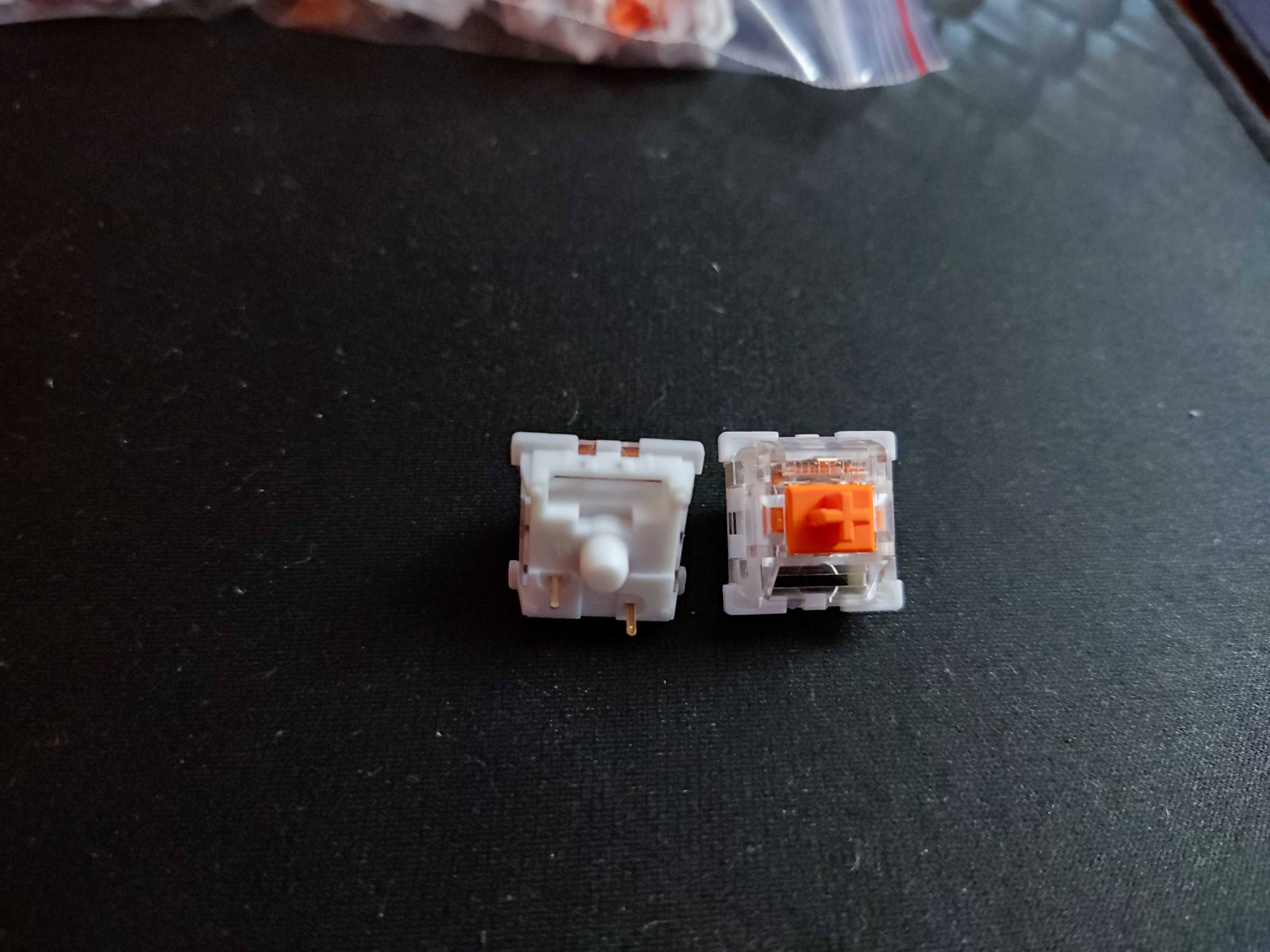 Суичове/switches за hot swappable механична клавиатура Outemu 3-pin