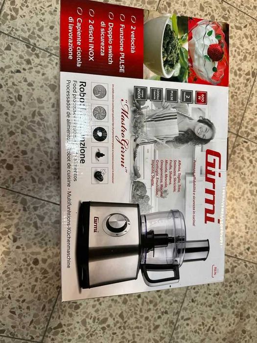 Мултифункционален кухненски робот Girmi RB76