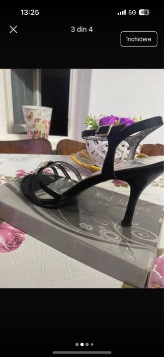 Sandale negre cu toc