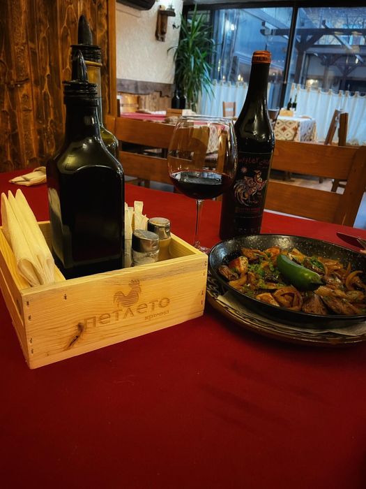 поставка за прибори