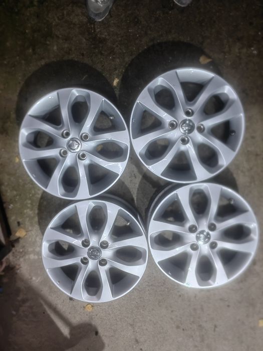 Оригинални джанти за Нисан (NISSAN) 15" С ДАТЧИЦИ