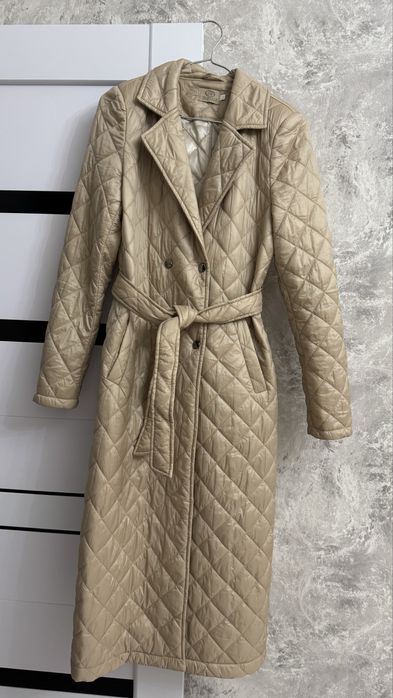 Женский куртка пальто 42 размер