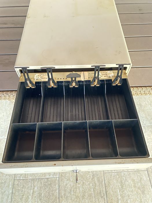 Sertar metalic bani functinal