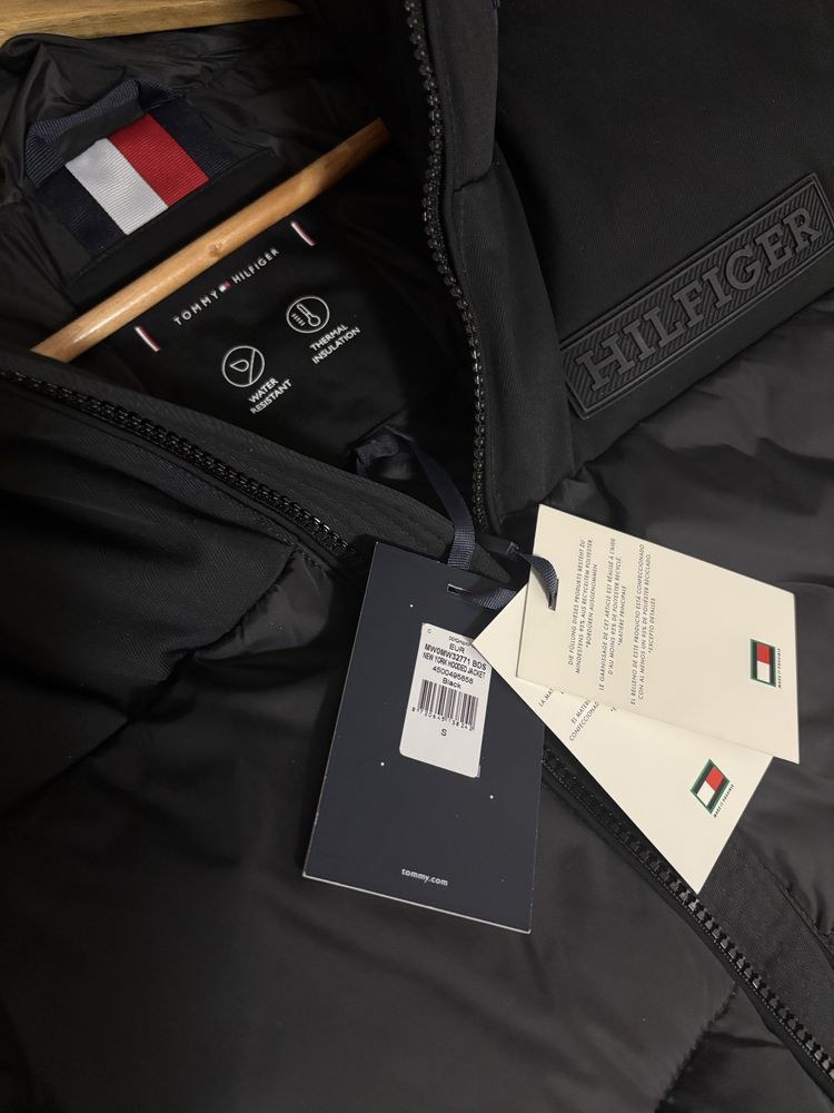 Geaca Tommy Hilfiger - barbati S